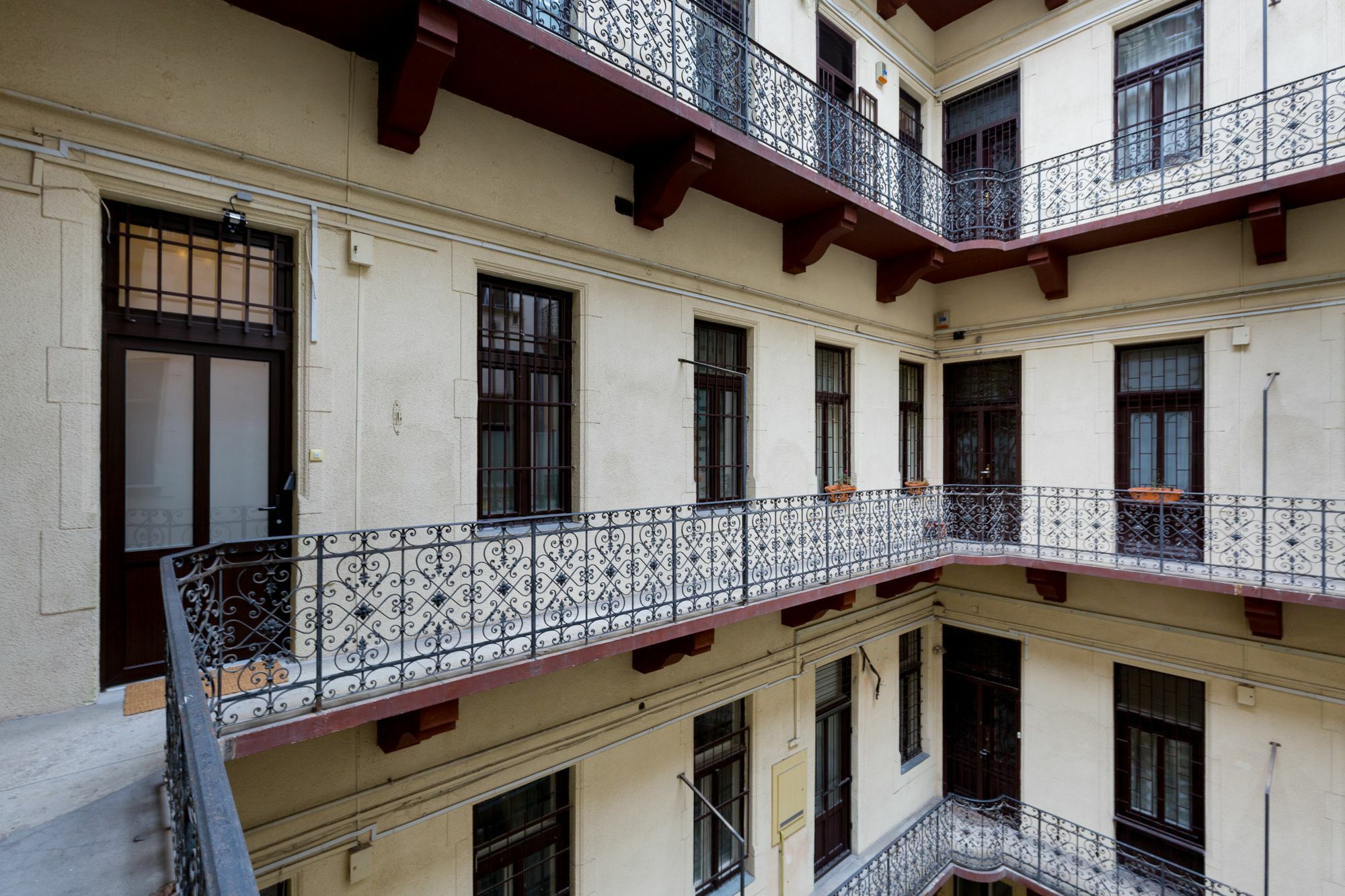 Bpm-Kate'S Central Home In Budapest Exterior photo